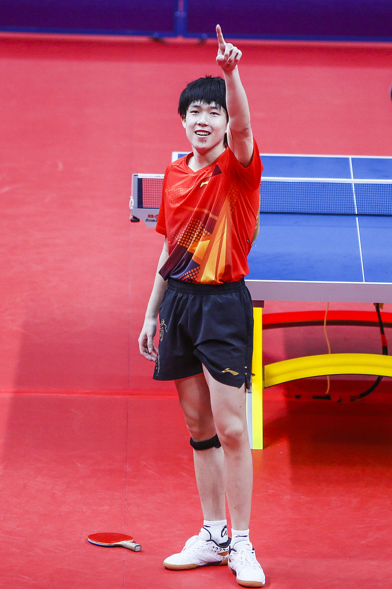 转会期全明星赛焦点战,多伦多猛龙遗憾出局,赛场秩序良好,轮换策略成焦点 转会期全明星赛焦点战,多伦多猛龙遗憾出局,赛场秩序良好,轮换策略成焦点