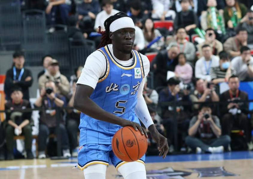 九游娱乐app-包含NBA总决赛倒计时；北京首钢冲刺阶段官宣签约；细节引发关注；媒体盛赞；更衣室氛围转暖的词条